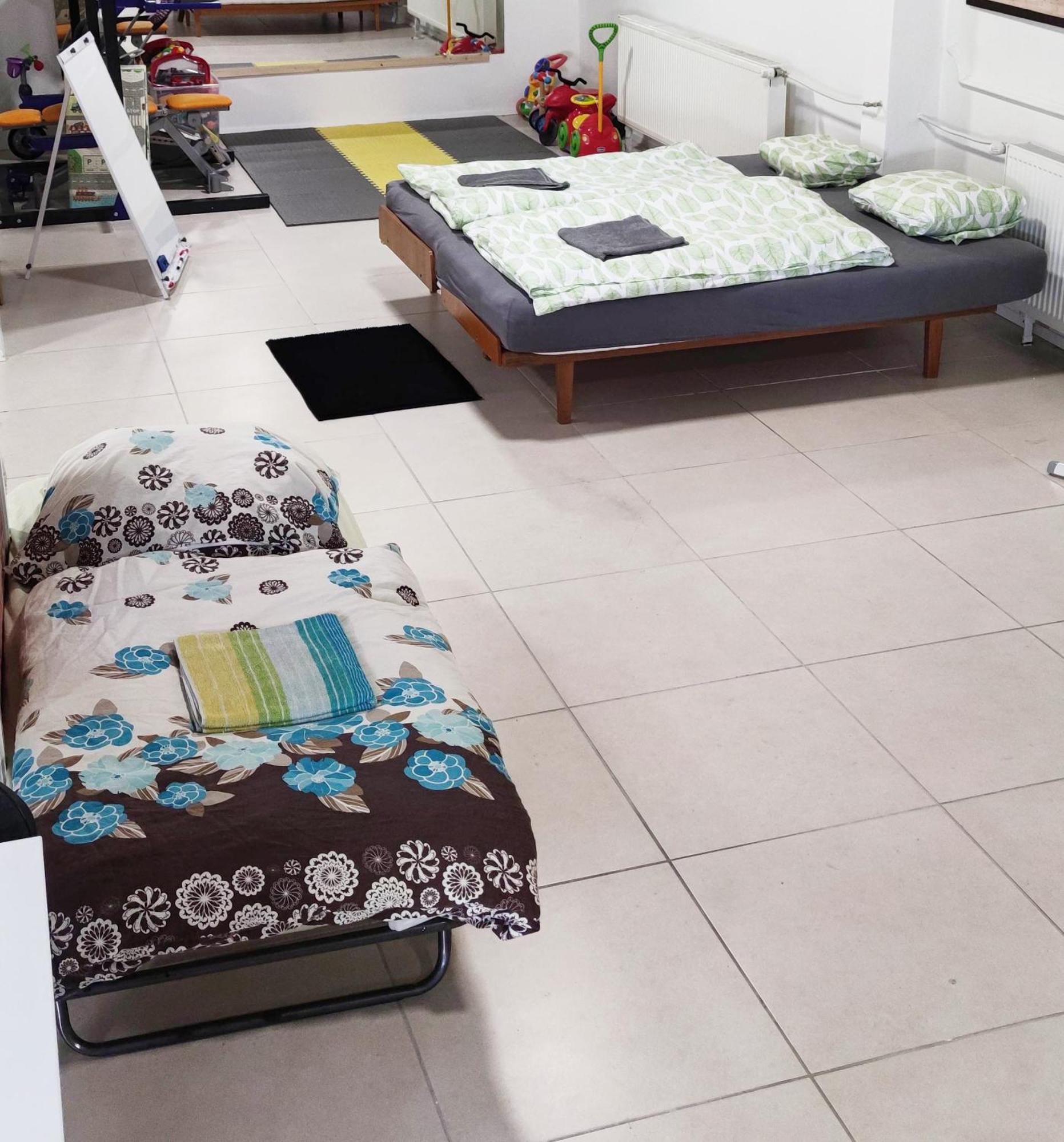Krasny Priestranny Slnecny Apartman V Centre Mesta Trenčín Eksteriør billede
