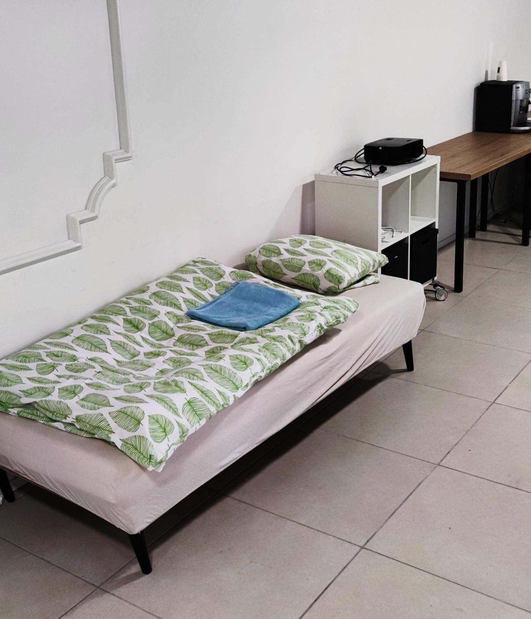 Krasny Priestranny Slnecny Apartman V Centre Mesta Trenčín Eksteriør billede